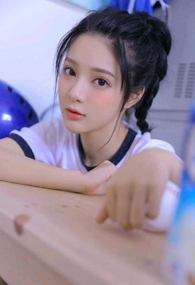 在线观看《超市的漂亮姐姐》全文全集